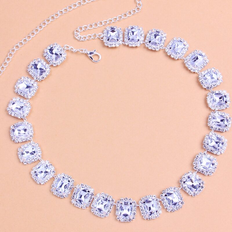 

Rhinestone Decor Necklace, Silver