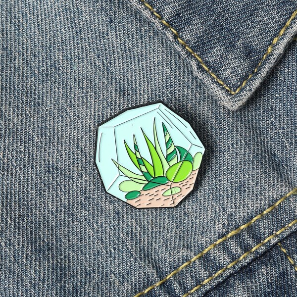 

Aloe Potted Plant Design Brooch, Multicolor