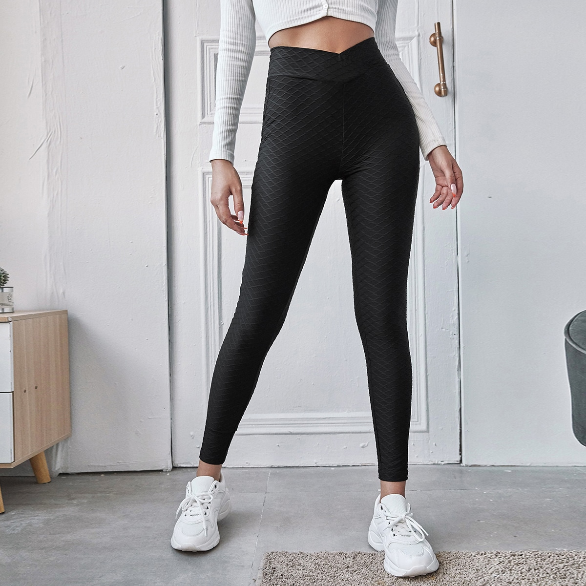 Image of Asymmetrical Waistband Textured Knit Leggings