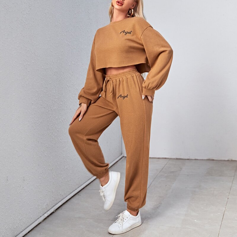 

Drop Shoulder Embroidery Letter Crop Pullover & Joggers Set, Brown