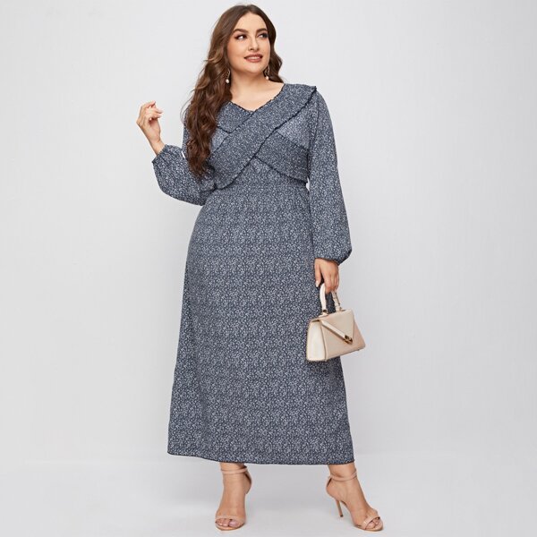 

Plus Ditsy Floral Shirred Criss Cross Maxi Dress, Navy blue