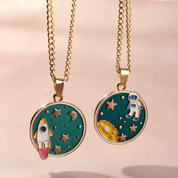 

2pcs Cartoon Pendant Necklace, Multicolor