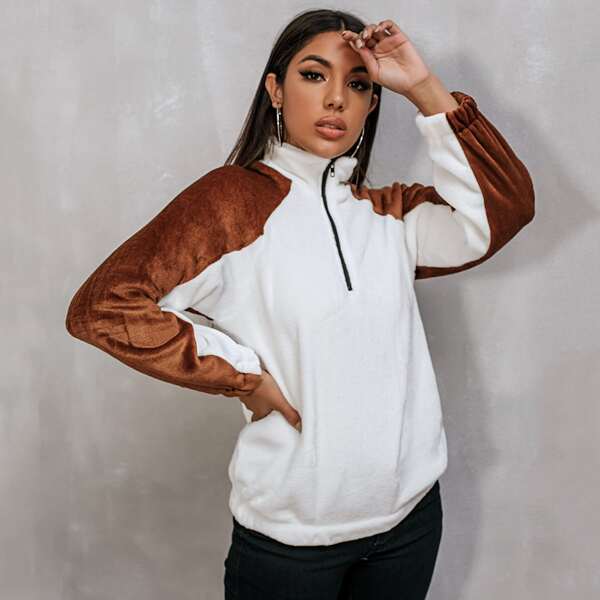 

Color Block Raglan Sleeve Teddy Pullover, White