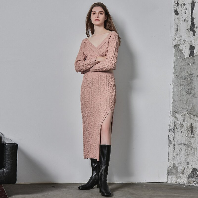 

VISCOSE SPLIT CABLE KNIT SKIRT, Pastel dusty pink
