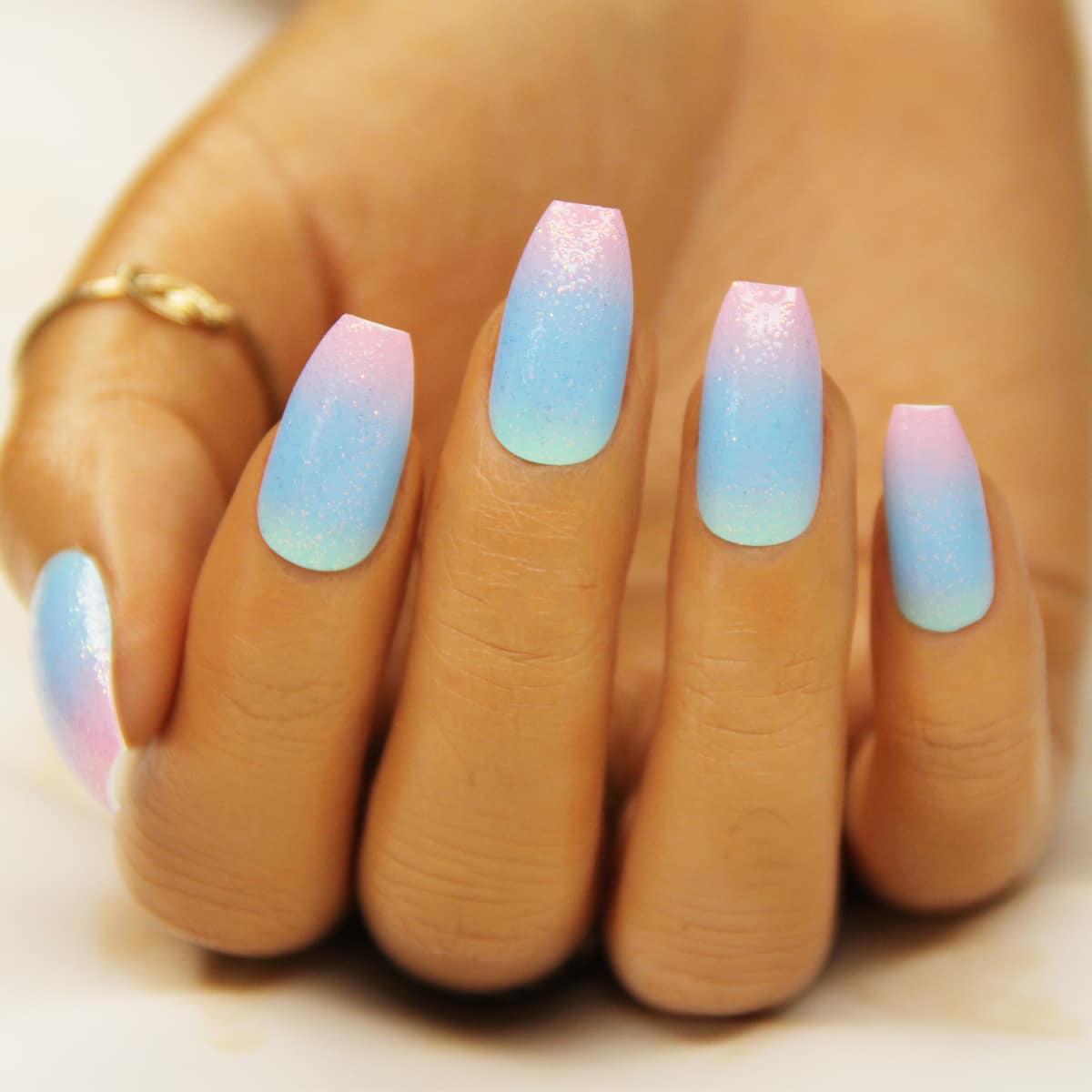 

24pcs Ombre Fake Nail & 1sheet Tape & 1pc Nail File, Multicolor