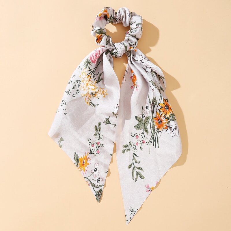 

Floral Scrunchie Scarf, Multicolor