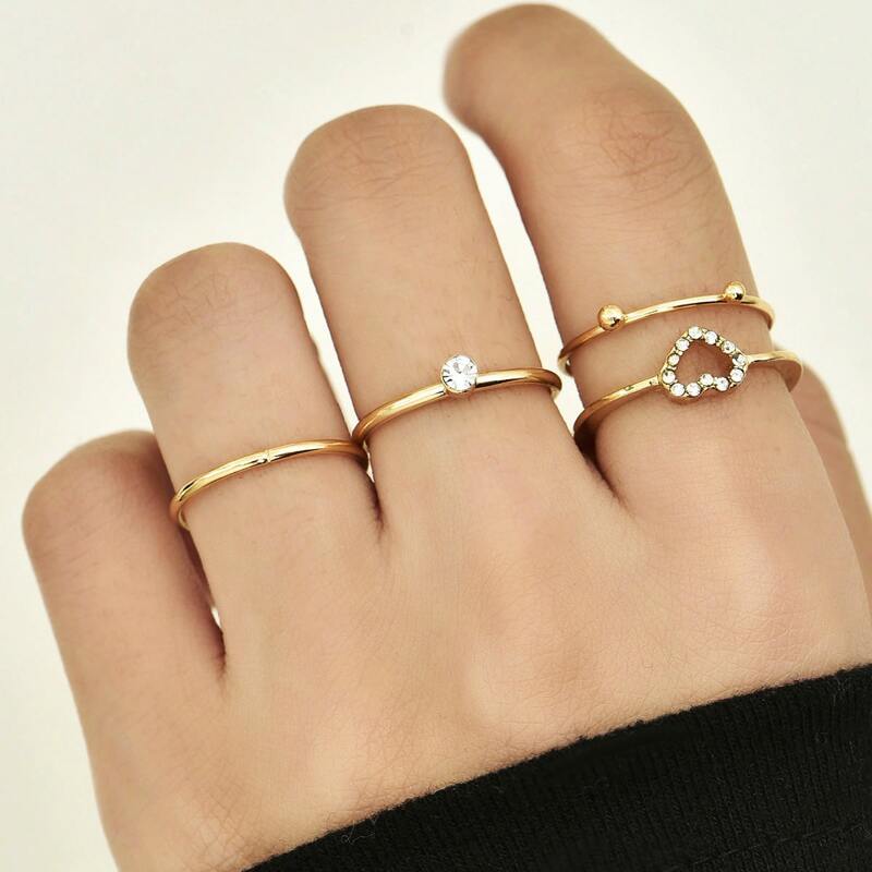 

4pcs Rhinestone Heart Decor Ring, Gold