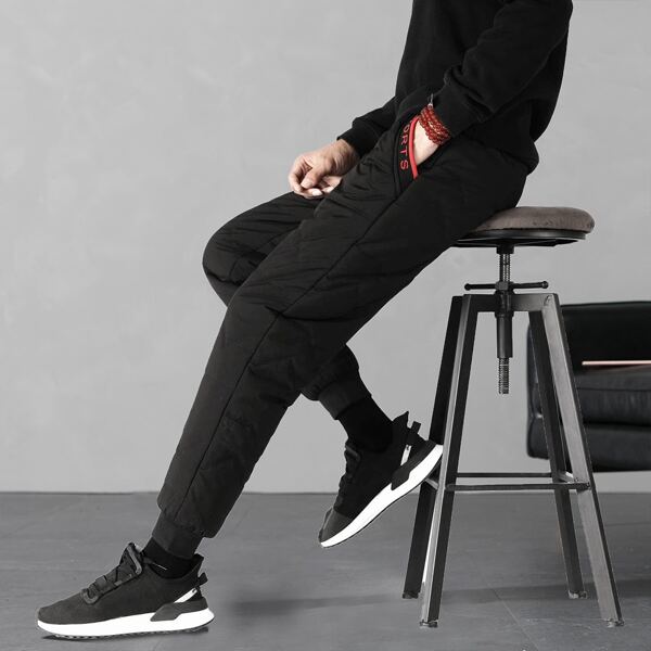 

Men Letter Graphic Quilted Pants, Black
