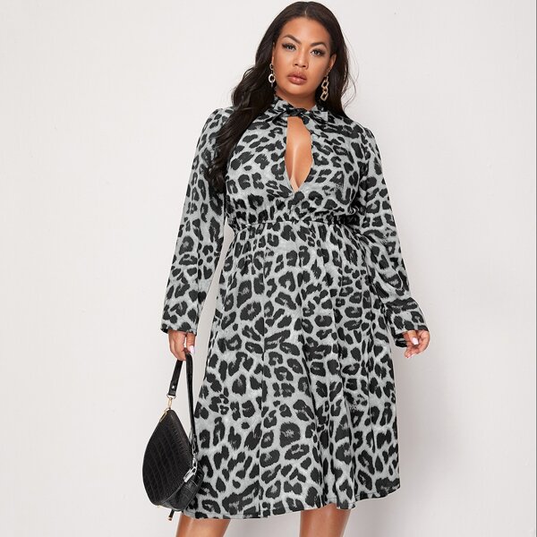 

Plus Leopard Print Tie Neck Cut Out Front Dress, Grey