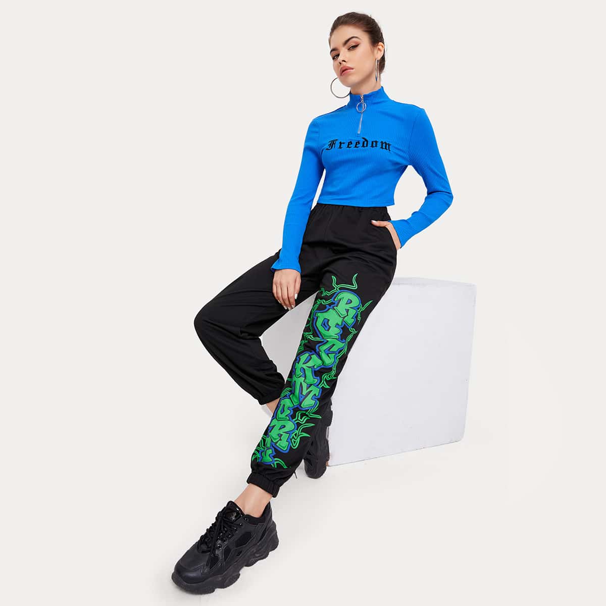 

Letter Graphic High Waist Joggers, Black
