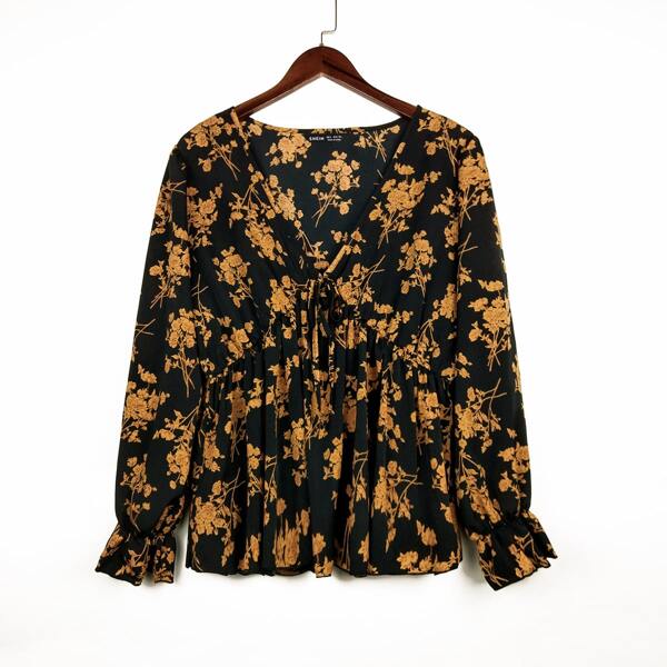 

Flower Print Knot Front Babydoll Blouse, Multicolor