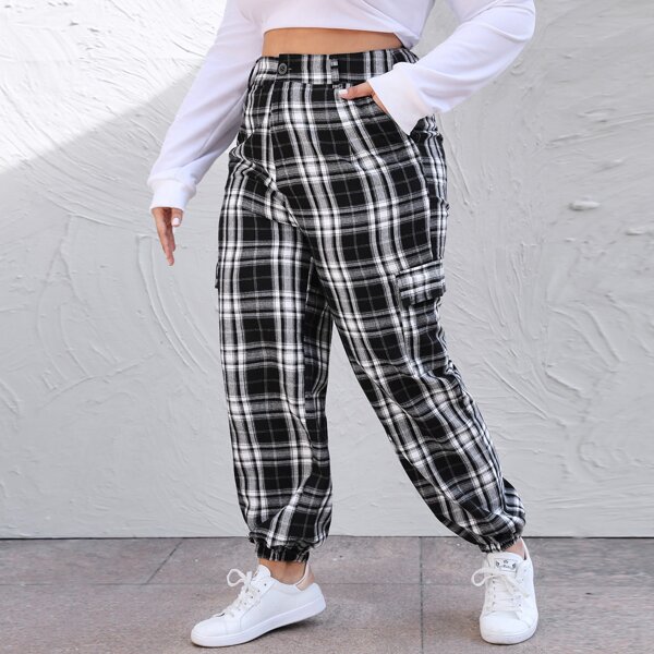 

Plus Flap Pocket Tartan Pants, Black and white