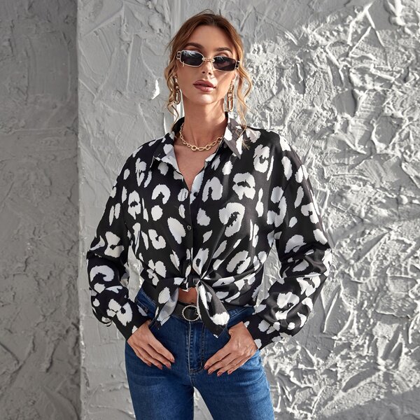 

Collared Buttoned Front Leopard Blouse, Black and white