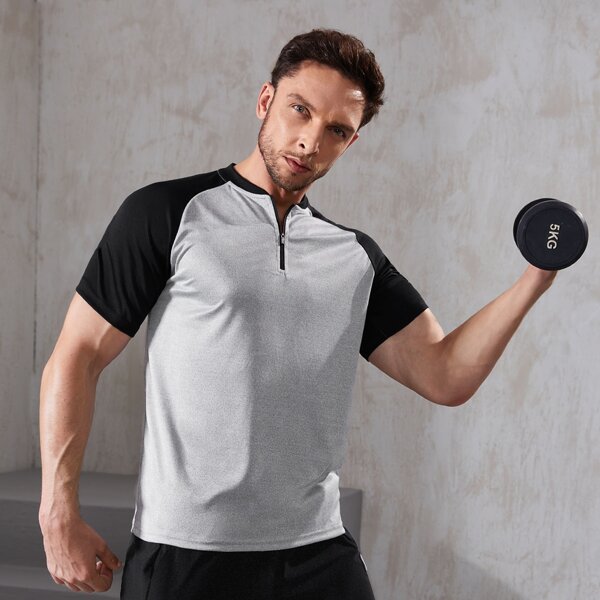 

Men Colorblock Quarter Zip Sports Tee, Light grey