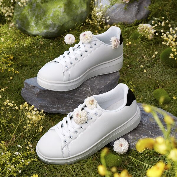 

Lace-up Front Wide Fit Skate Shoes, White
