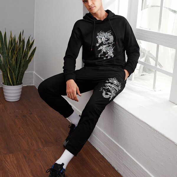 

Men Drop Shoulder Chinese Dragon Drawstring Hoodie & Joggers Set, Black