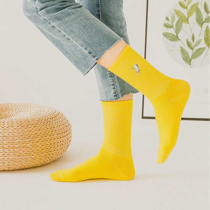 

1pair Cartoon Embroidery Crew Socks, Yellow