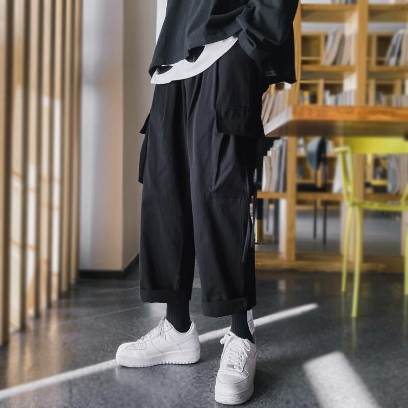 

Guys Solid Cargo Pants, Black