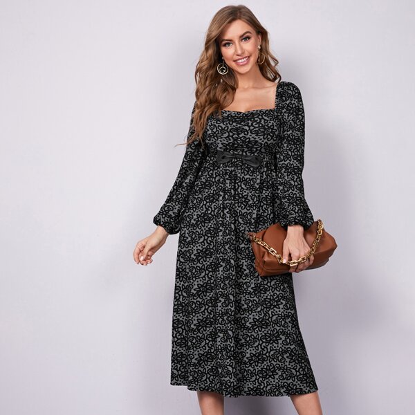 

Sweetheart Neck Lantern Sleeve Bow Front Dress, Black