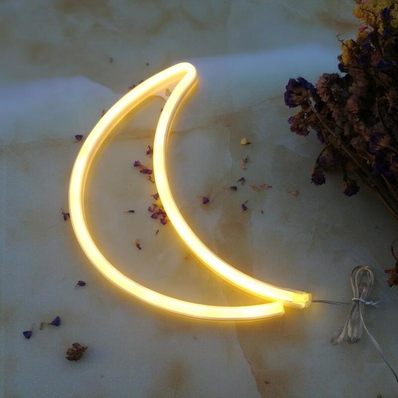 

1pc Moon Shaped Night Light, Yellow