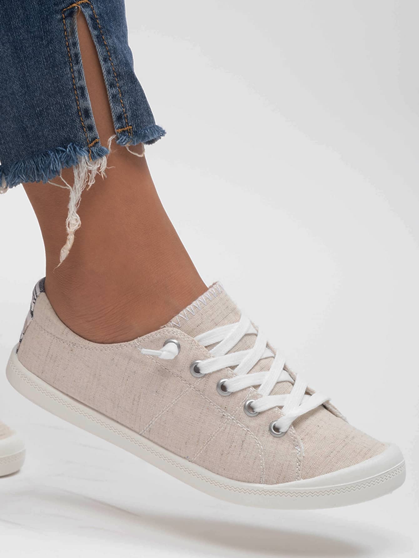 New Spring/Summer Women's Fashion Soft & Comfortable Lace-Up Casual Sneakers, Lightweight Breathable Wide-Toe Fabric Shoes