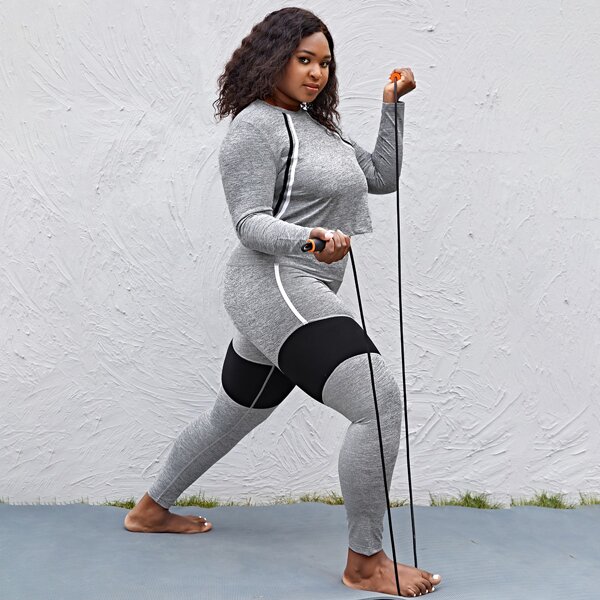 

Plus Contrast Tape Sports Tee & Colorblock Sports Leggings, Grey