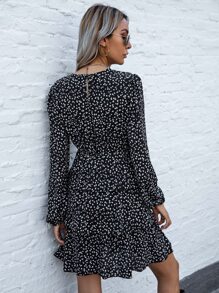 SHEIN LUNE Ditsy Floral Print Layered Hem Dress Without Belt - Black - View 2