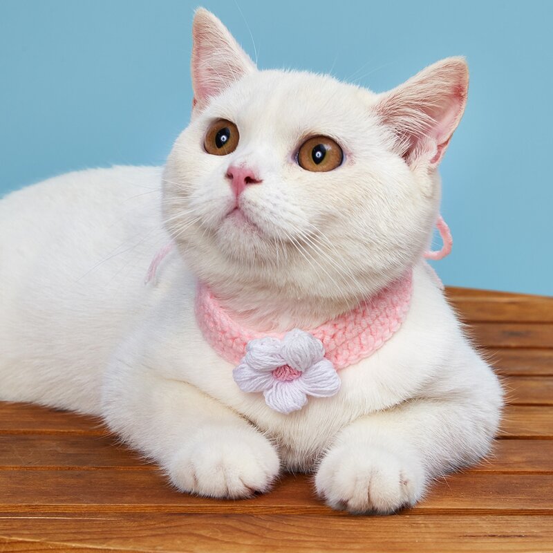 

1pc Cute Flower Decor Knit Cat Necklace, Pink