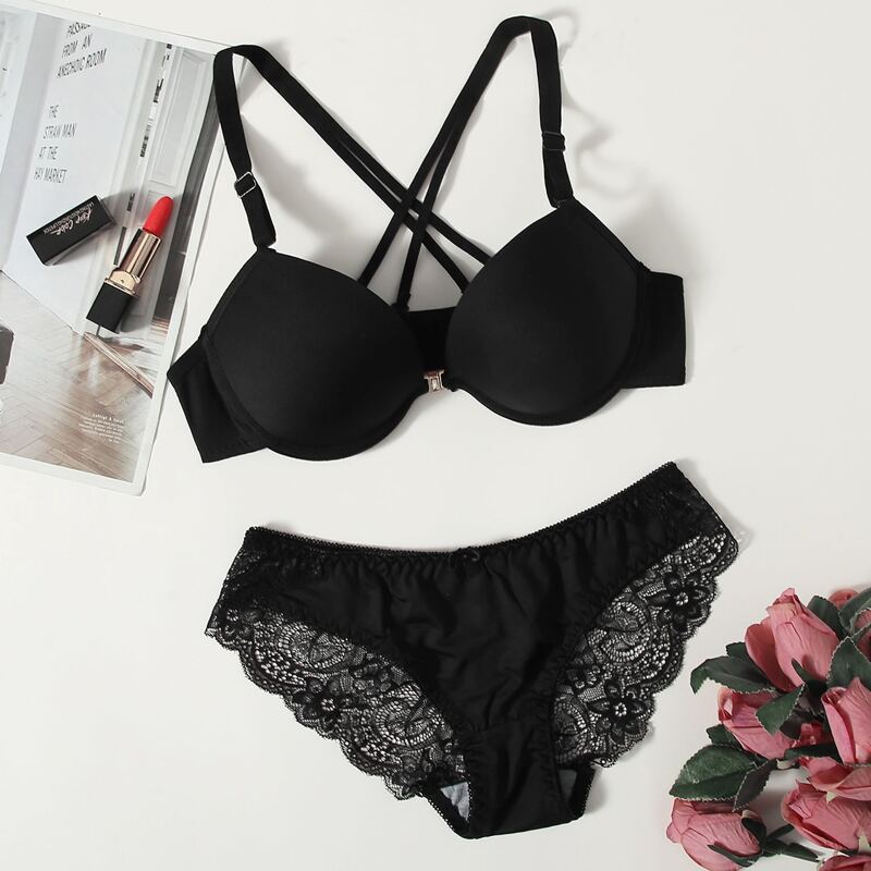 

Solid Underwire Lingerie Set, Black