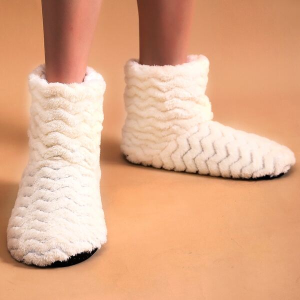 

Chevron Faux Fur Boot Slippers, White