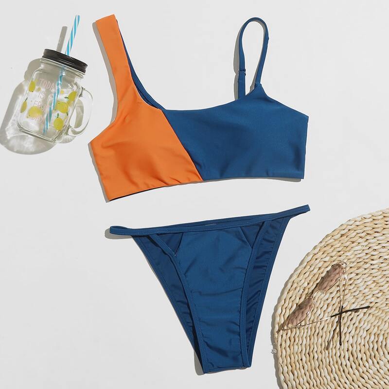 

Colorblock Cut Out High Cut Bikini Swimsuit, Multicolor