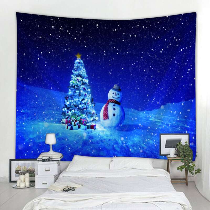 

Christmas Tree & Snowman Tapestry, Multicolor