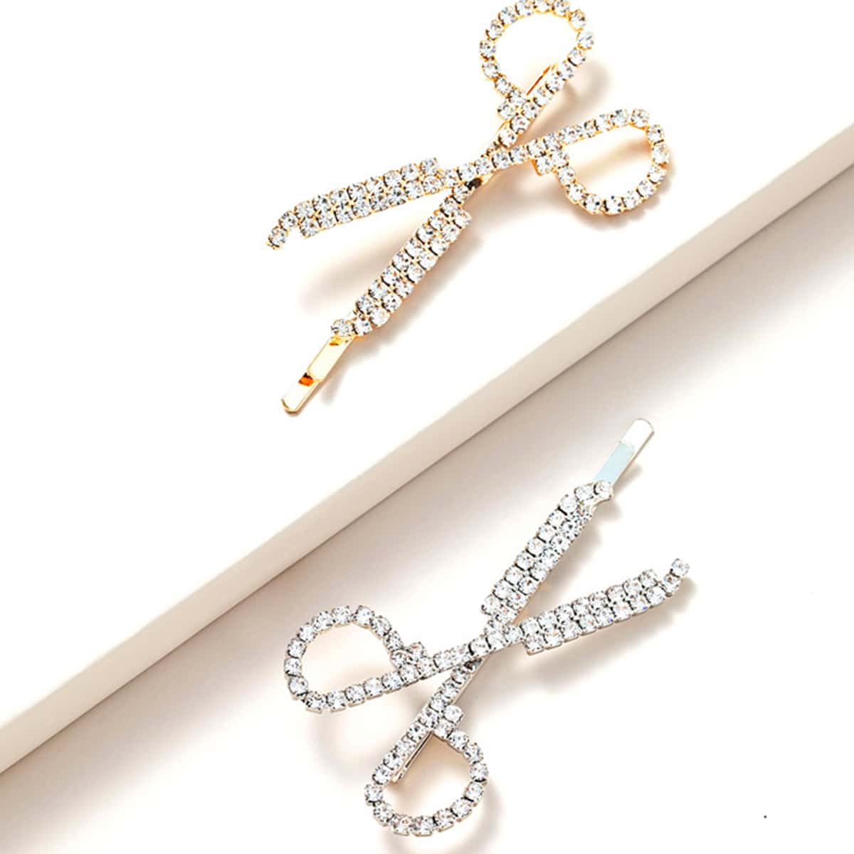

2pcs Rhinestone Scissors Hair Clip, Multicolor