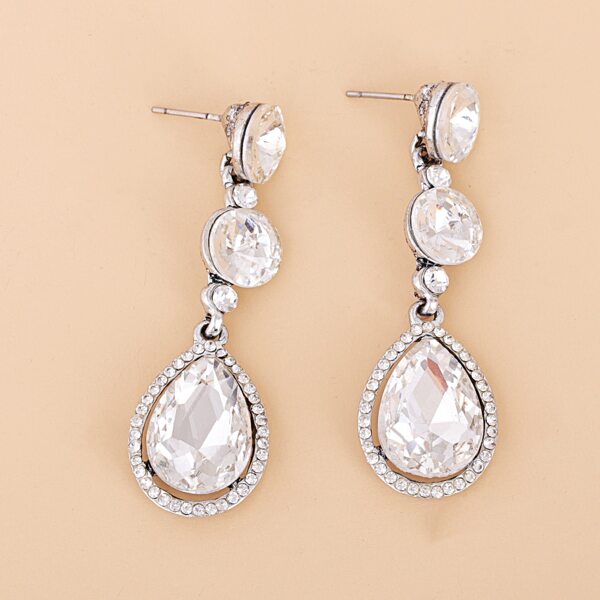 

Rhinestone Decor Drop Earrings, Silver