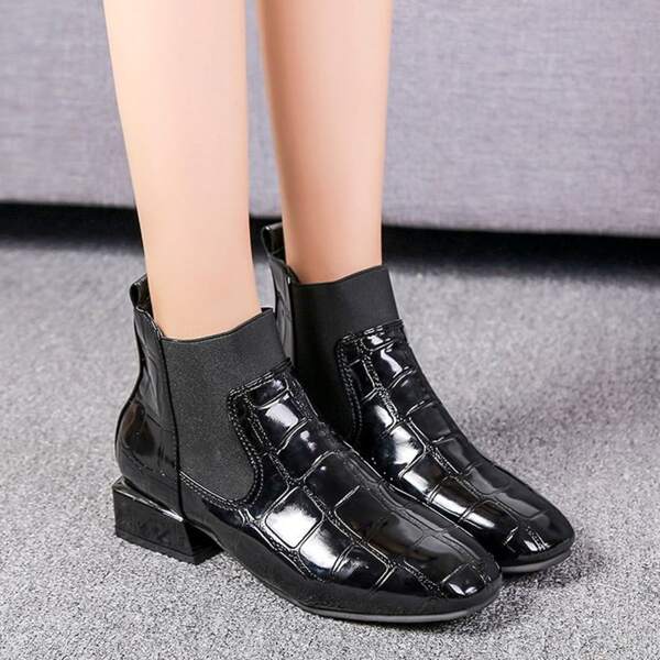 

Croc Embossed Block Heeled Boots, Black