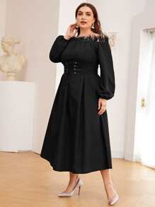 SHEIN Unity Kleid mit Kunstleder Saum, Laternenärmeln und Korsett um die Taille