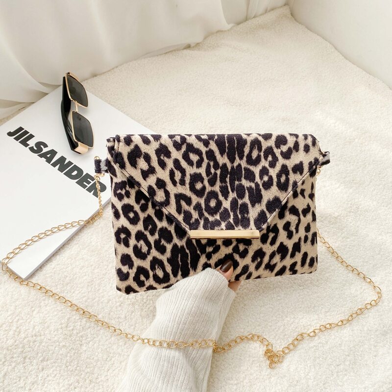 

Leopard Envelope Crossbody Bag, Multicolor