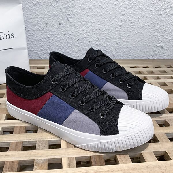 

Men Lace-up Front Colorblock Skate Shoes, Black