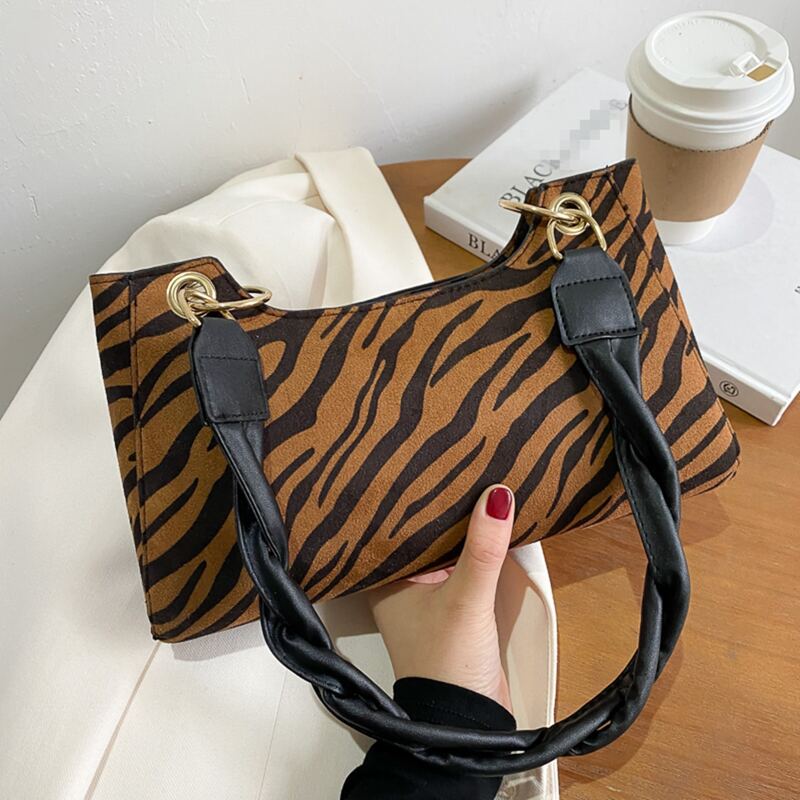 

Tiger Striped Shoulder Bag, Multicolor