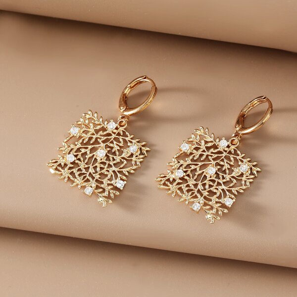 

Hollow Out Geo Drop Earrings, Gold