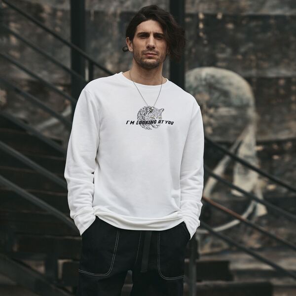 

Men Leopard & Slogan Graphic Sweatshirt, White