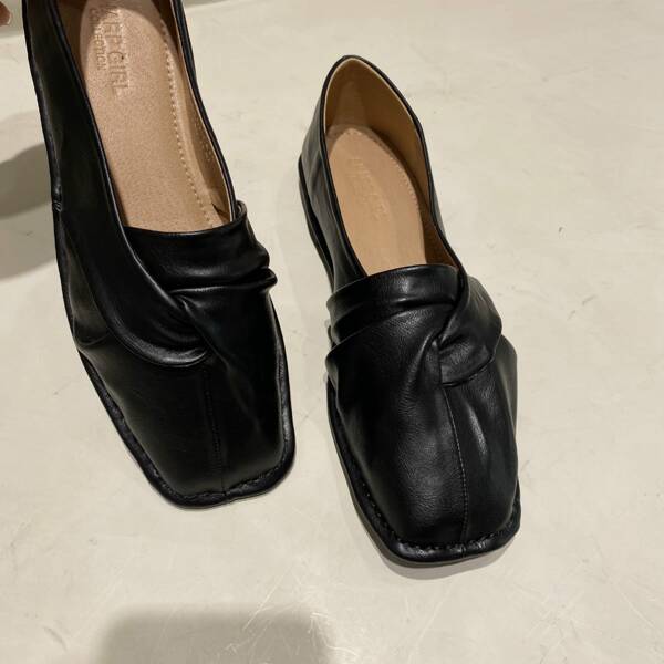 

Ruched Design Square Toe Flats, Black