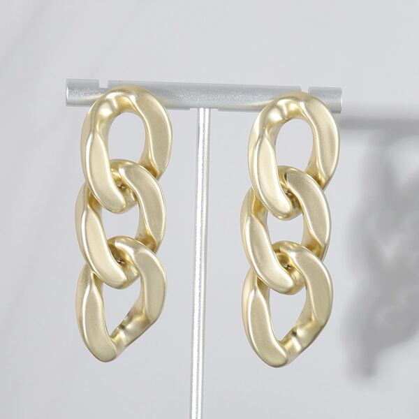 

Link Drop Earrings, Gold