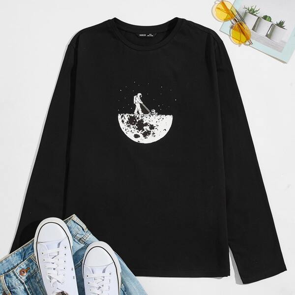 

Men Astronaut & Moon Print Tee, Black