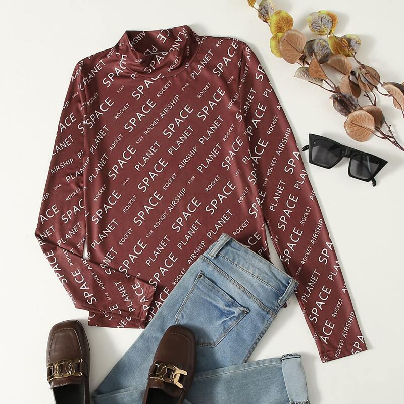 

Mock Neck Allover Letter Graphic Fitted Top, Redwood