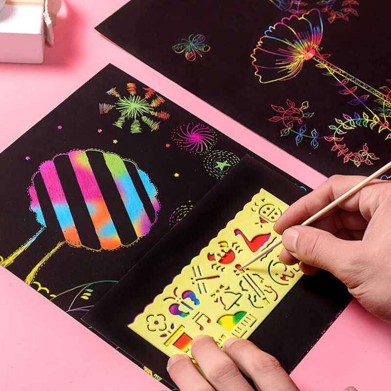 

50sheets Scratch Paper & 4pcs Painting Template, Multicolor