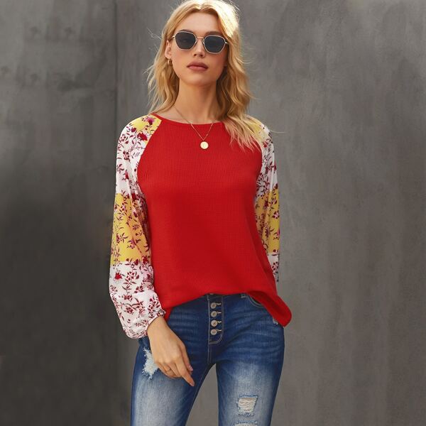 

Contrast Floral Raglan Sleeve Tee, Red