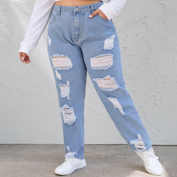 

Plus Slant Pocket Ripped Mom Jeans, Light wash