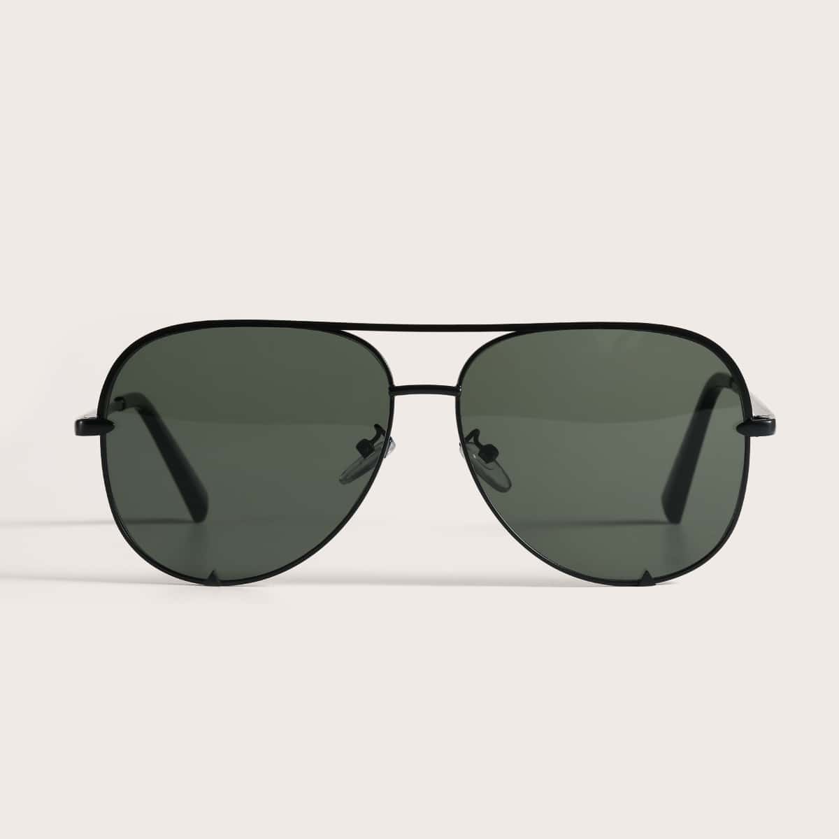 

Tinted Lens Metal Frame Sunglasses