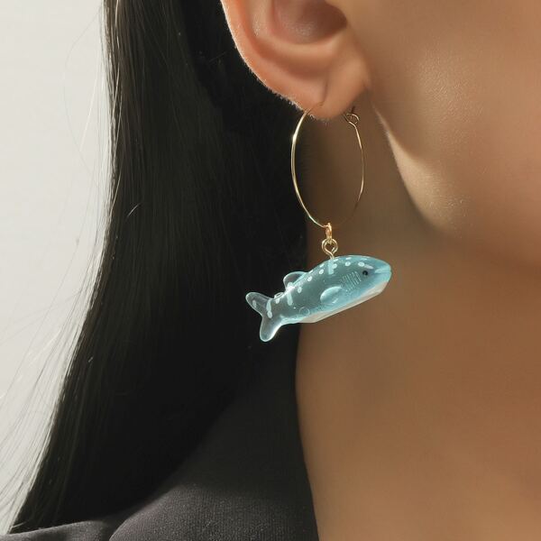 

Animal Design Drop Earrings, Blue
